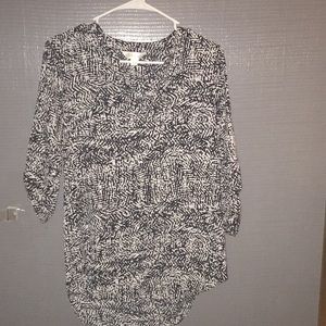 Quarter sleeve blouse size XS